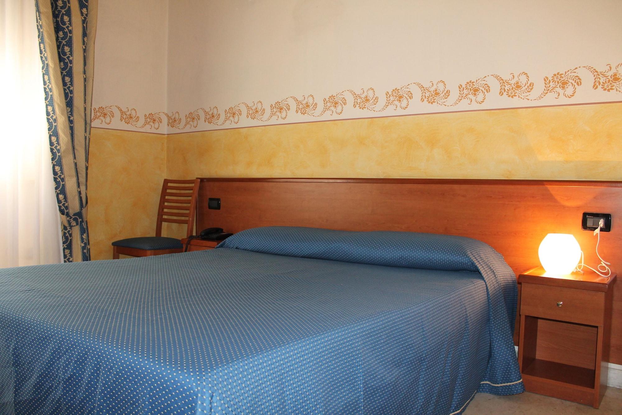 Hotel Lungomare Reggio Calabria Exterior photo